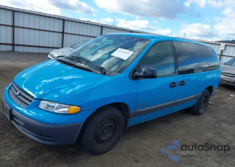 1997 Plymouth Grand Voyager Se z USA, uszkodzony, nr VIN 1P4GP44R8VB467121